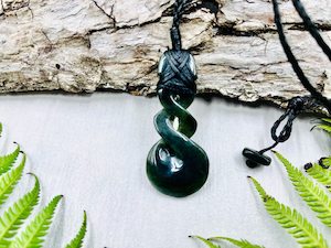 Lashed Greenstone Nephrite Double Twist – 57mm Hand-Carved Pendant Carving Studio NZ