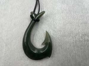 Greenston Maori Hei Matau Fish Hook Pendant – 42mm, Strength, Luck & Prosperity Symbol