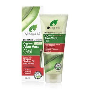 After Sun Care: Dr.Organic Aloe Vera Gel with Tea Tree Oil 200ml