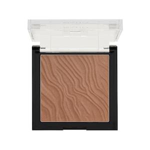 Blush Contouring: Natio Desert Sands Semi-Matte Bronzer