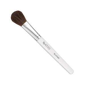 Brushes Applicators: Natio Blusher Brush