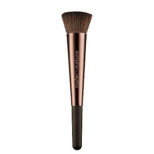 Brushes Applicators: NUDE BY NATURE Buffing Brush