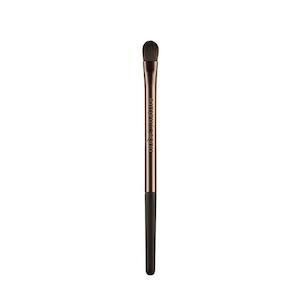 Brushes Applicators: NUDE BY NATURE Concealer Brush