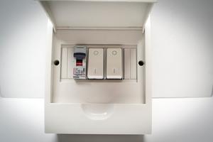 Caravan Switchboards: Switchboard 6 Way Caravan With 2 Switches