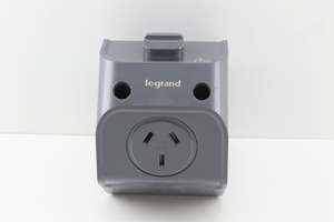 Hager: Legrand Single Exterior PP 10A