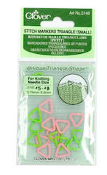 Specials: Clover Triangle Stitch Markers