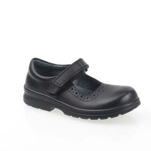 Back2school: clarks laura in black