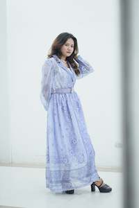Frontpage: Beautiful Maxi Dress Long Sleeve w Tailor Collar