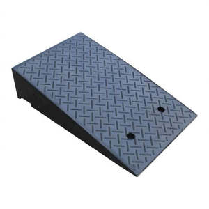Automotive Moto Marine: 19CM High Rubber Curb Ramp 48x78X19CM