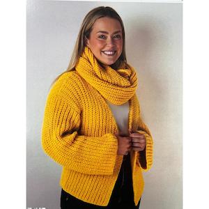 Knitting Patterns: 1149 Rib Cardi and Cowl 14ply Knitting Pattern