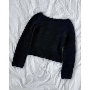 Bea Blouse Knitting Pattern by PetiteKnit