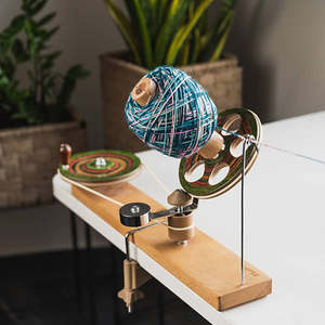 KnitPro Signature Ball Winder
