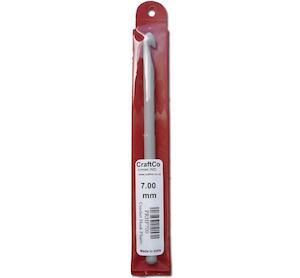 Needles: Craft Co Plastic Crochet Hooks