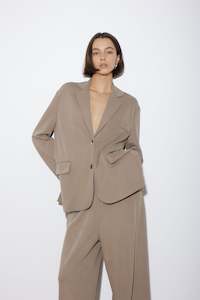 Knitwear: CARLO BLAZER