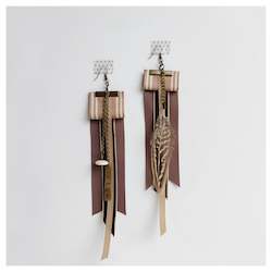 Jewellery: Whare TÅ«puna | Old Bones