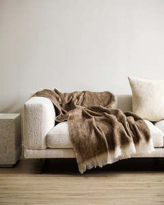 Throw: Baya - Sorrento (Acrylic/Wool Blend) Throw - Cocoa 125x150cm