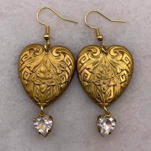 Ghost & Lola - Peaceful Heart Earrings