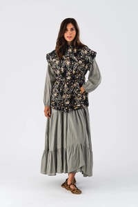 Lollys Laundry: Lolly's Laundry - Celia Vest (Flower Print)