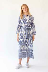 Lolly's Laundry - Harper Maxi Dress 3/4 (Blue)