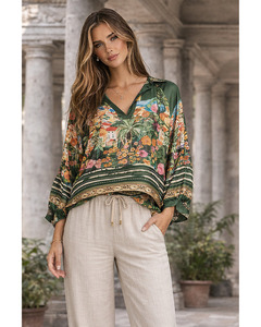 LILLIANO - Italian Silk /Viscose Village scene Top (Green)