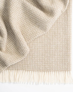 Weave - Breckon Throw (Hazel)
