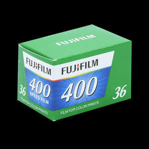 Products: FujiFilm 400 135-36/1Pack Vision Photos