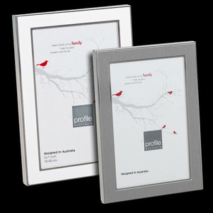 Products: Eternal Metal Frame Vision Photos