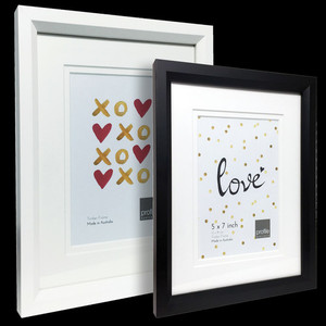 Products: Casa Wood Frame Vision Photos