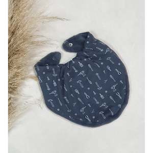 Kode Kids 1: Baby Dribble Bib - On the tools