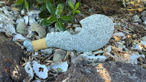 Products: Viscount White - Rahiri Kotiate Kōhatu Memorials