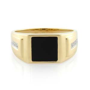 9ct Yellow Gold Onyx & Diamond Gents Ring