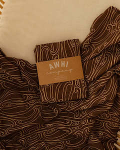 Muslin Wrap - Manaaki Parauri