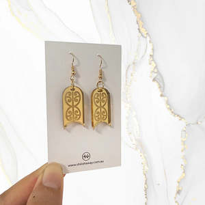 Jewellery: MIDI sized Gold Mangopare Might