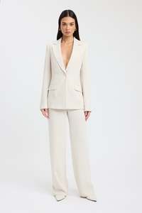 Suiting: Oslo Cinched Blazer