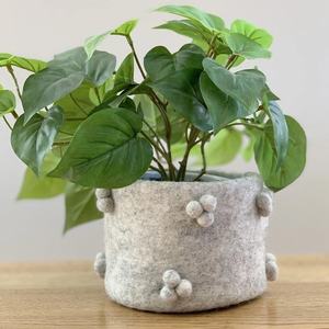 NZ Wool Bobble Pot - Grey Marle