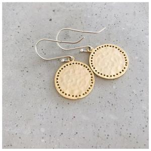 Twigg: Solice Pitted Gold Earrings