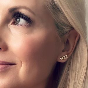 Lindi Kingi: Formation Studs - Gold