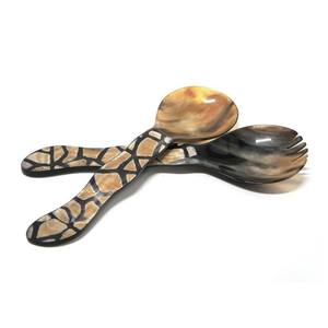 Banyan Home: Balbinio Horn Servers