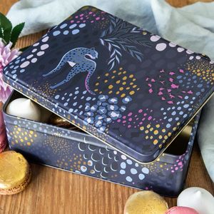 Cake Tins: Midnight Leopard Bakery Tin