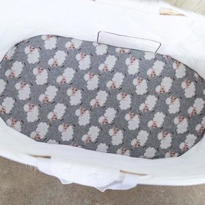 Di Lusso Living: Bo Peep Fitted Bassinet Sheet Set (2pc)