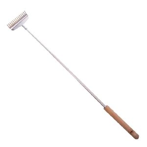 Gifts Under 25: Deluxe Telescopic Back Scratcher