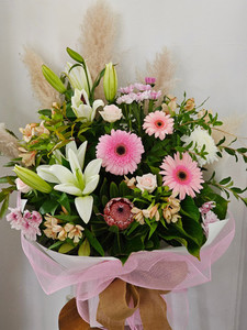 Demelza Kora Floral Boutique