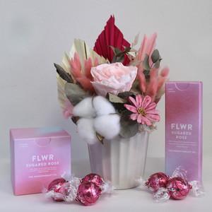 Māwhero - Pink Gift Box Kora Floral Boutique