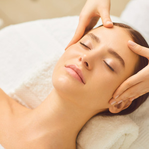 Calming Balance Facial – Soothing and Skin Balance Hydration Treatment Korea Beauty Clinic
