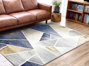 Products: Skyward Triangle - Koromico