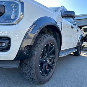 Fender Flares: Fender Flare Ford Ranger 2022+ New Ranger Wildtrak Smooth Style Matte