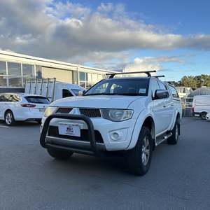 Nudge Bar(Compatible Front Sensors) Mitsubishi Triton 2005-2015 Matte