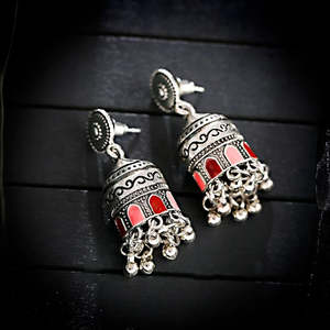 Adornments: Retro Jumki