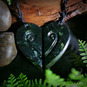 Products: Split Paunamu Ngakau - Custom Kowhatu Taonga