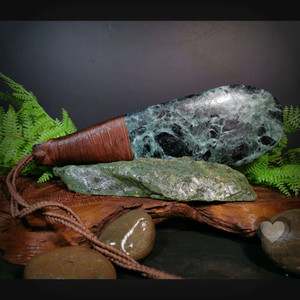 Products: Green Mapere Patu / Cord Lashing - Medium Kowhatu Taonga